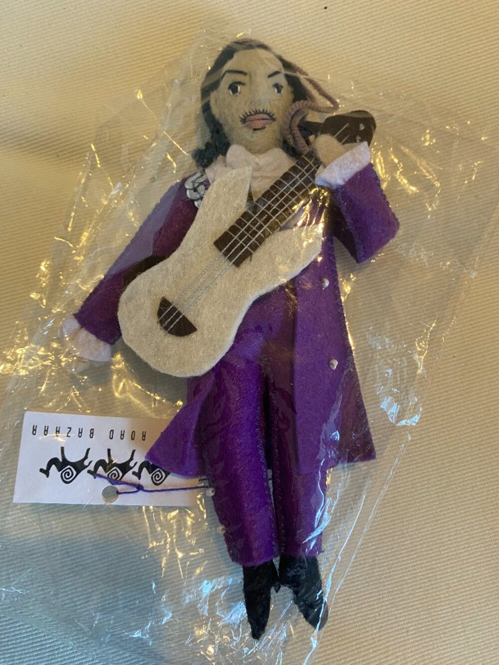 Prince special commemorative Magazine sealed with Prince Ornament - Picture 3 of 4